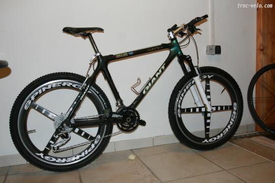 Specialized Rapide CLX II Roue Avant - 700C | Tubeless | Centerlock