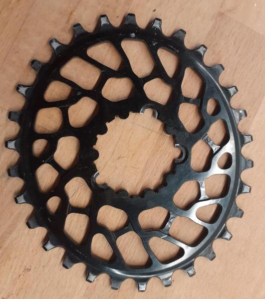 AbsoluteBlack oval 30t DM 0 off.jpg