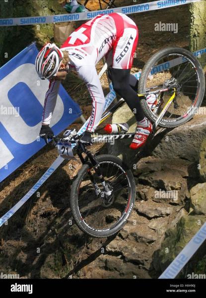 florian-vogel-scott-swisspower-mtb-racing-yorkshire-dalby-forest-24-avril-2010-hxh90j.jpg