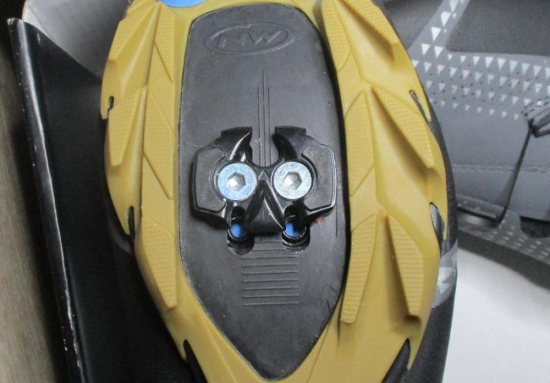 Cales Look VTT 001.JPG