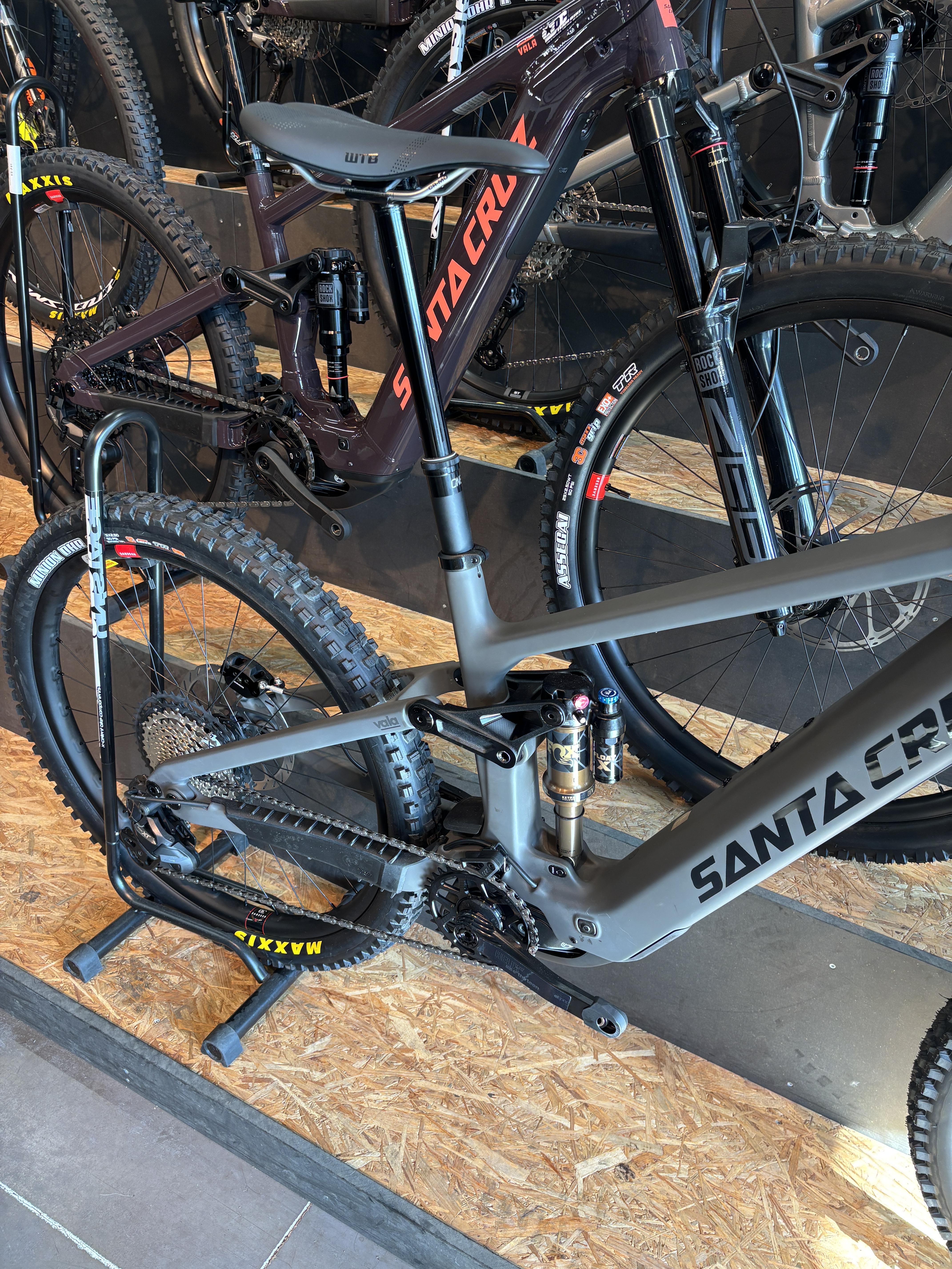 VTTAE "leger" : Orbea SL vs Santa Cruz VALA